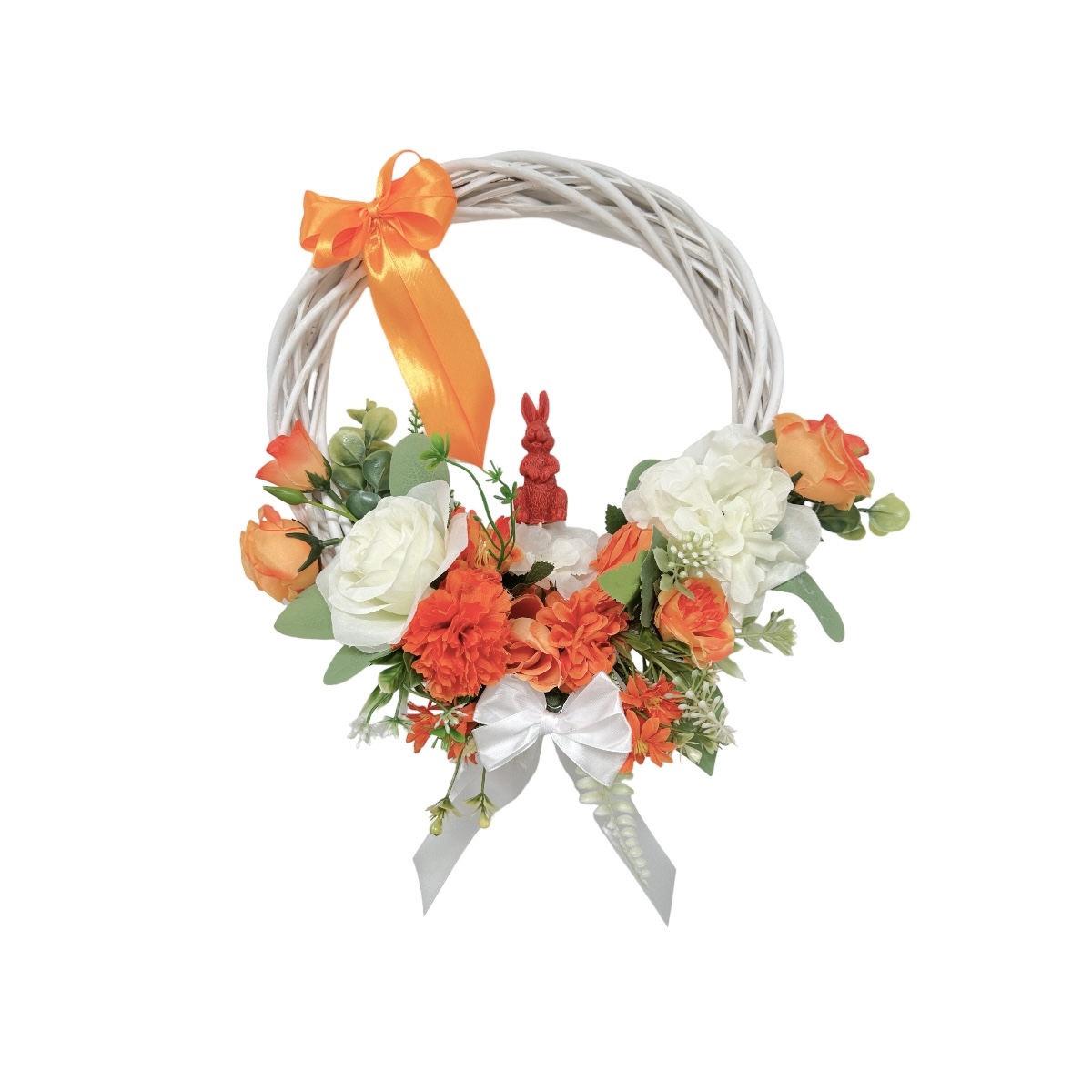Coronita ratan alba 30cm cu aranjament floral si iepuras din ceara naturala