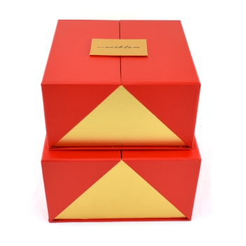 Set 2 cutii patrate WITHLOVE cadou special rosu auriu AFO